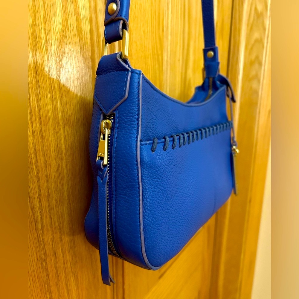 Lodis Shoulder Bag - Picture 4 of 5